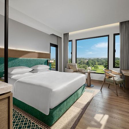 Hyatt Regency Yogyakarta Hotel Слеман Екстериор снимка Deluxe Room