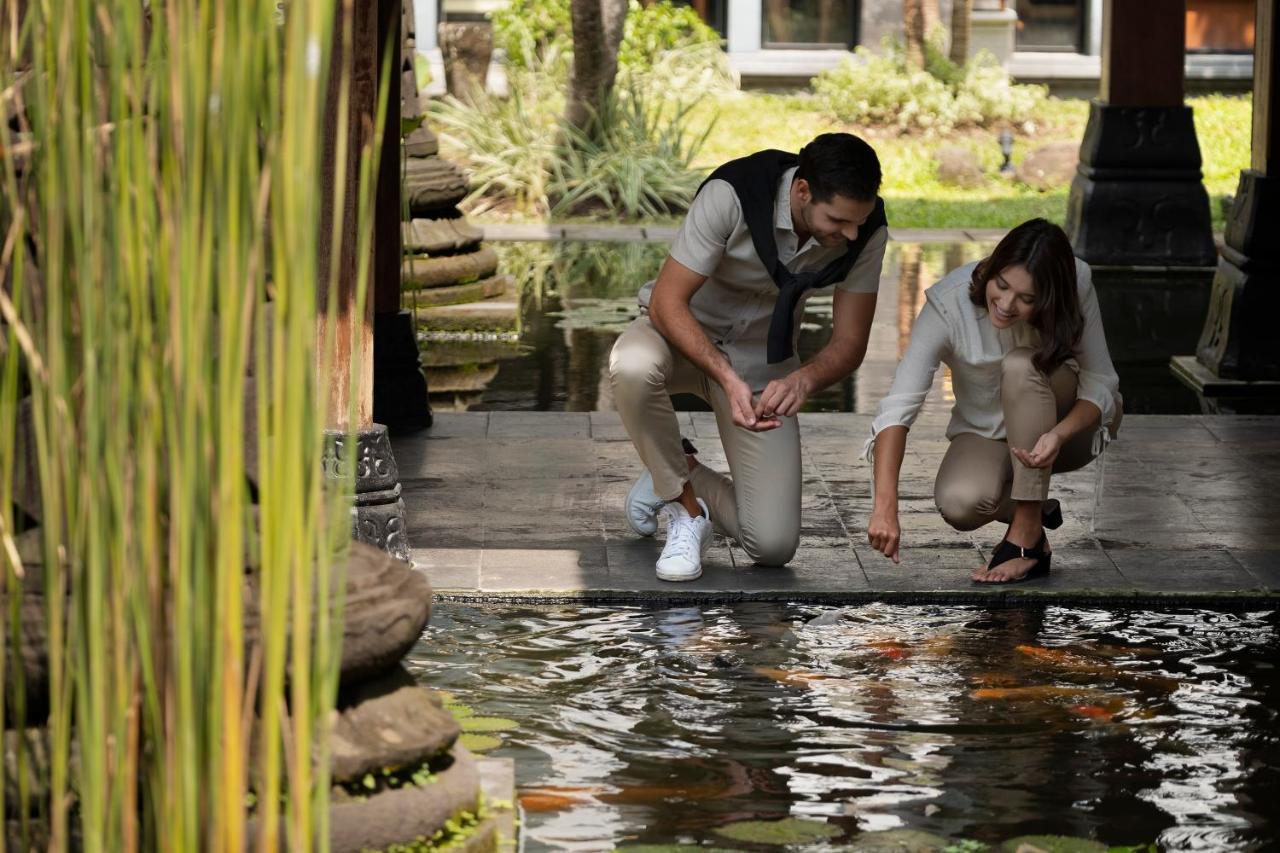 Hyatt Regency Yogyakarta Hotel Слеман Екстериор снимка Guests at the resort